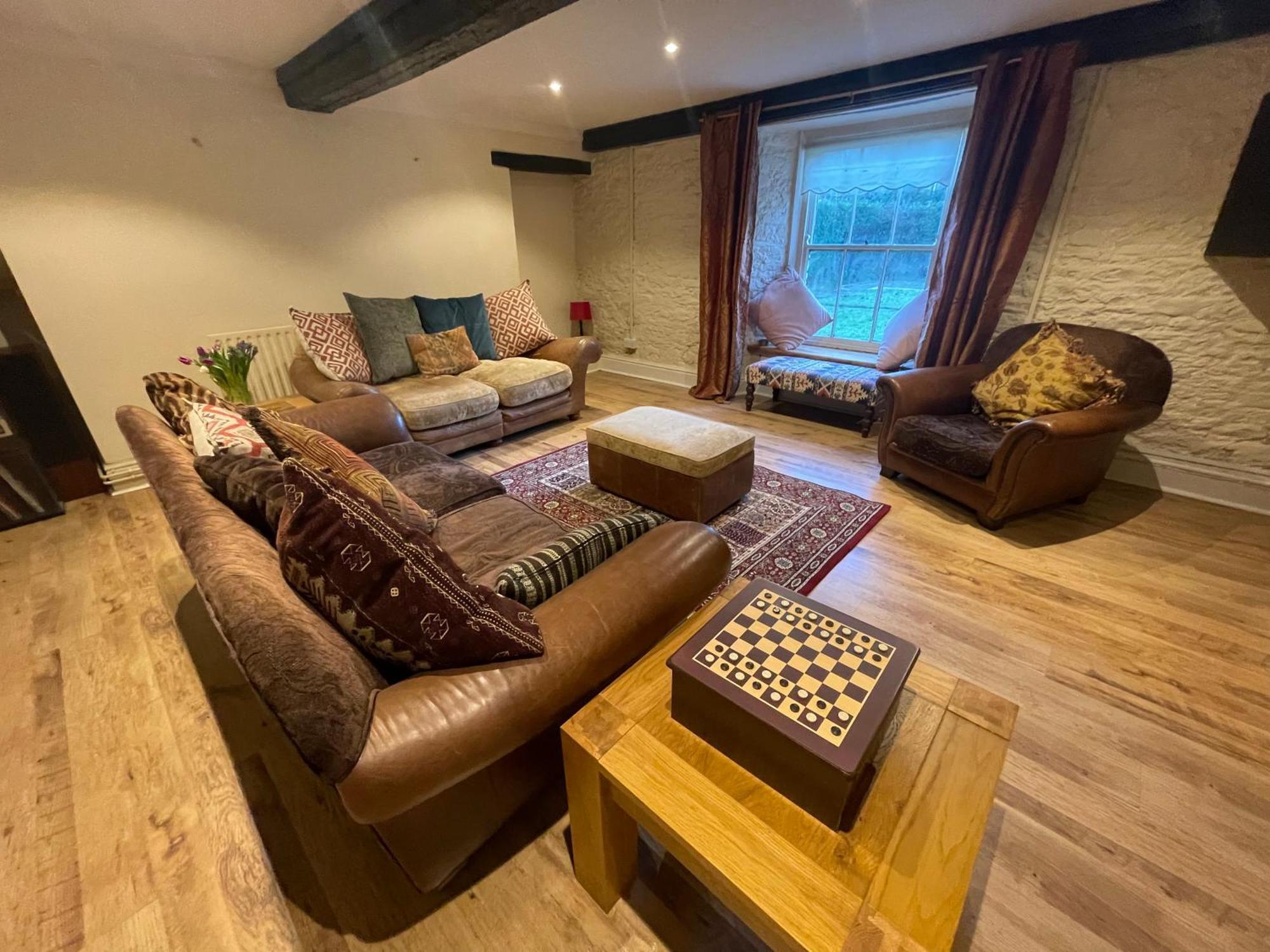 Large Historic Farmhouse In Rhondda Valley Perfect For Groups With Hot Tub Blaencwm Εξωτερικό φωτογραφία