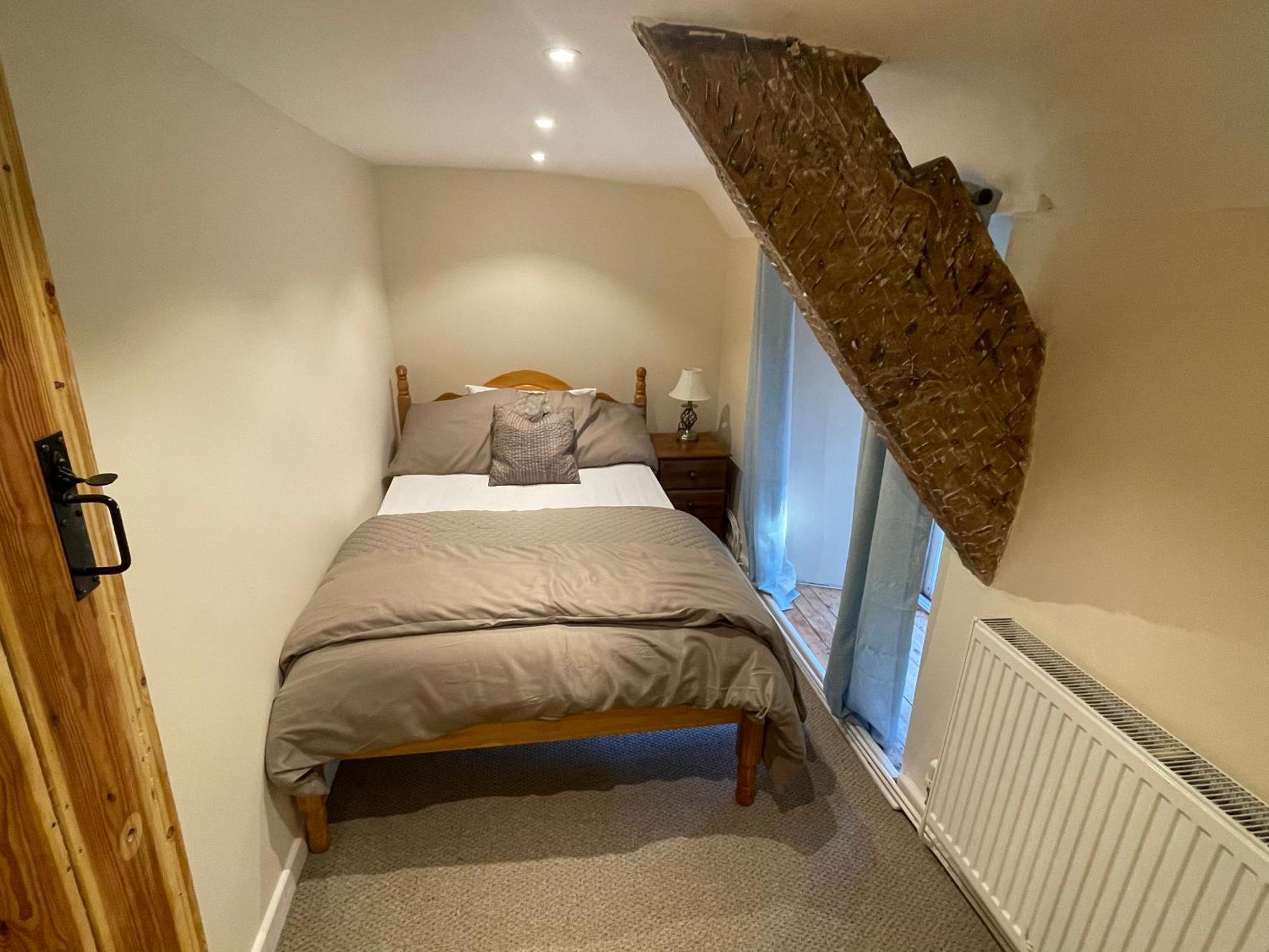 Large Historic Farmhouse In Rhondda Valley Perfect For Groups With Hot Tub Blaencwm Εξωτερικό φωτογραφία